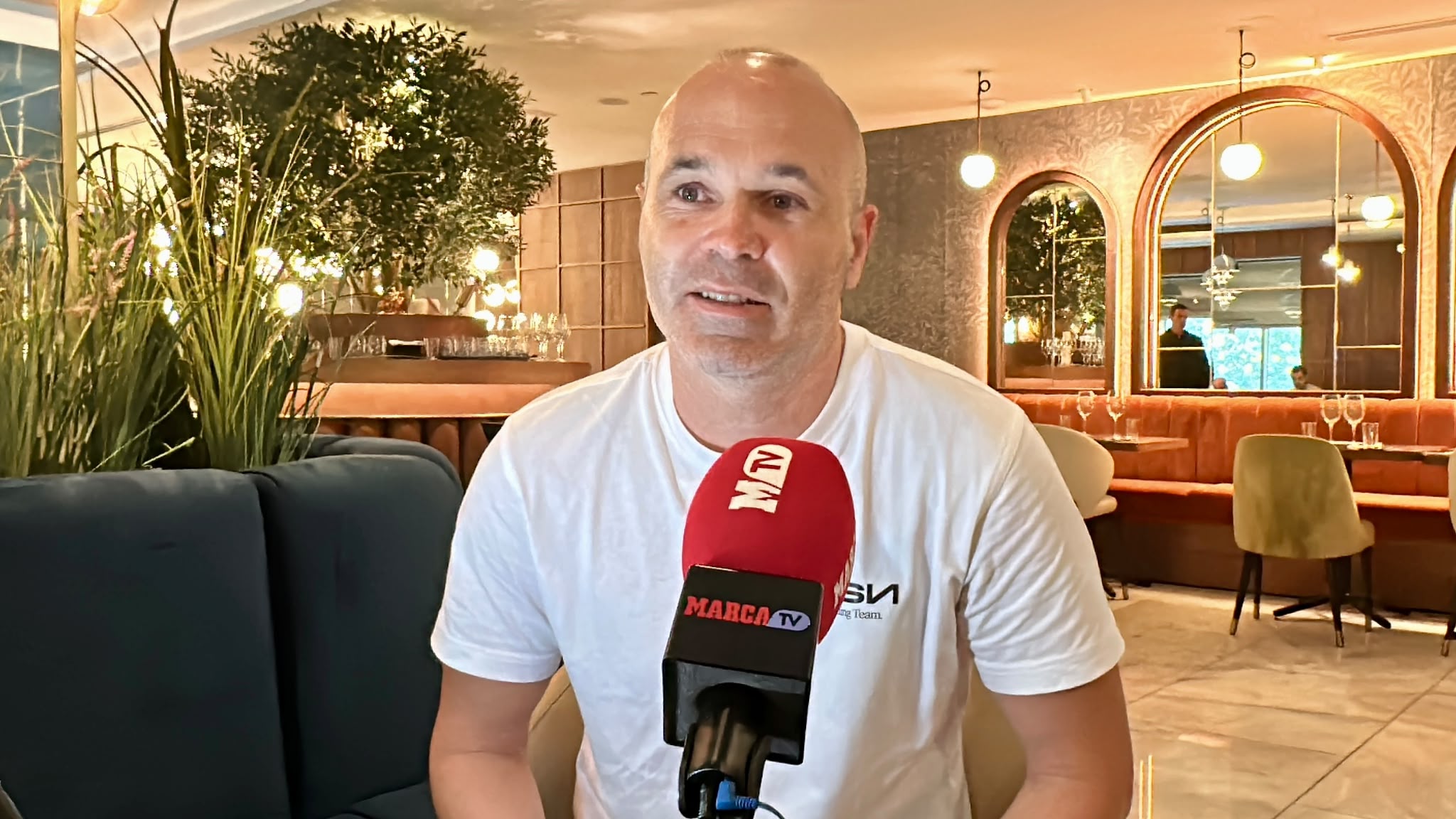 Iniesta, con MARCA.