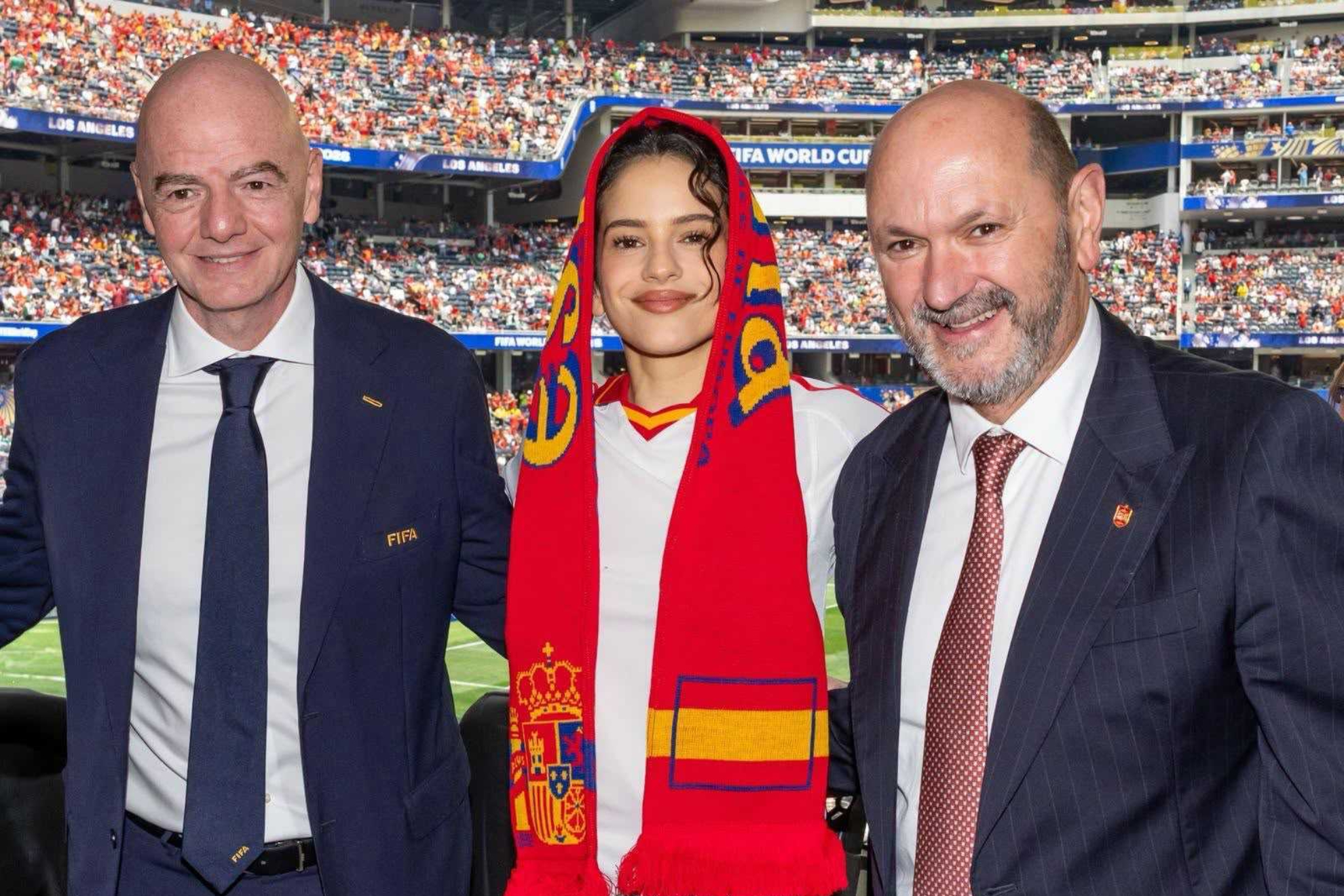 Infantino, Rosalía y Louzán, presentes en el España-Austria