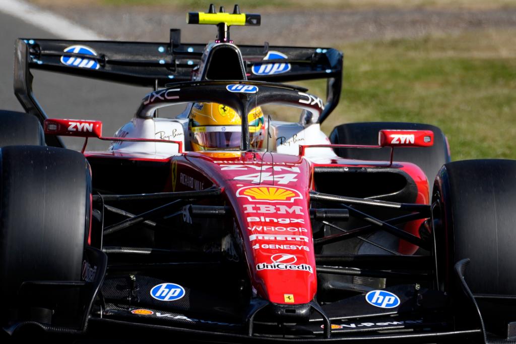 Hamilton, en el coche.