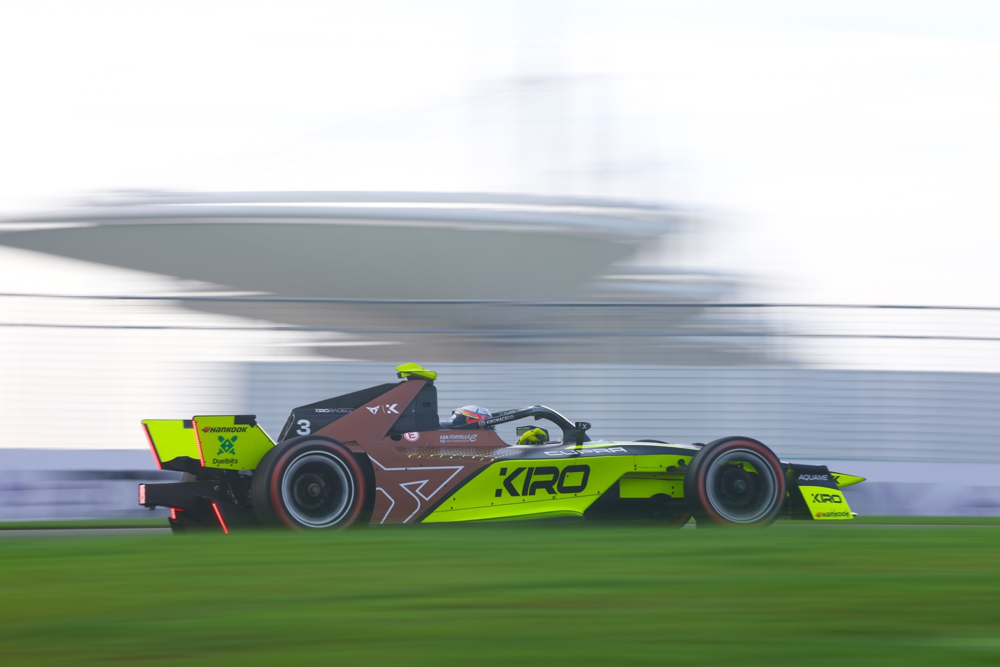 Pepe Martí mereció mucha mejor suerte en el primer E-Prix de Shanghai
