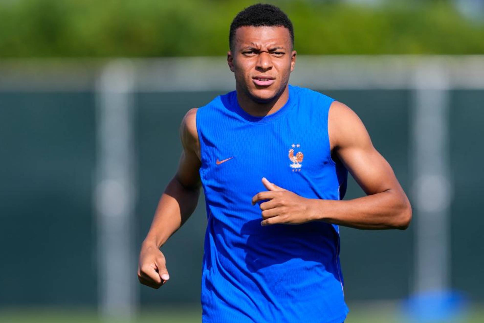 Mbappé, en el entrenamiento de ayer en Filadelfia bajo 38 grados de temperatura.