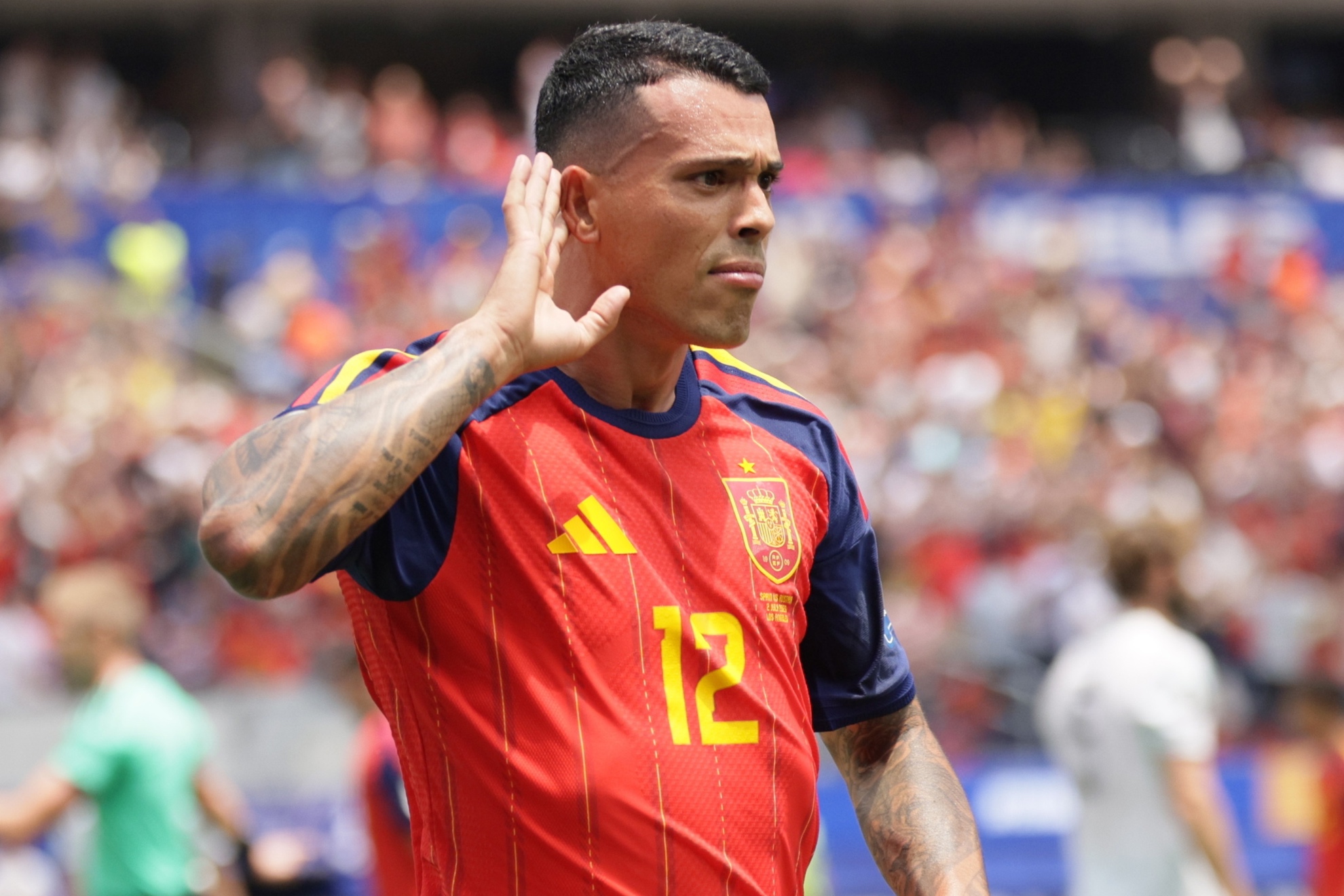 Pedro Porro celebra su gol a Austria.