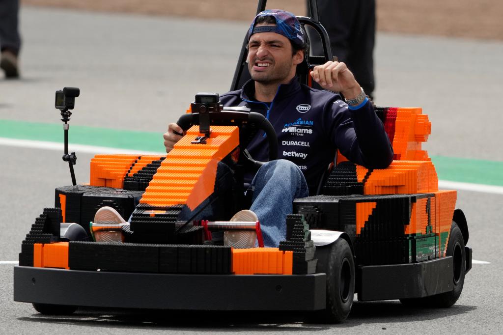 Sainz, en la carrera de Lego.