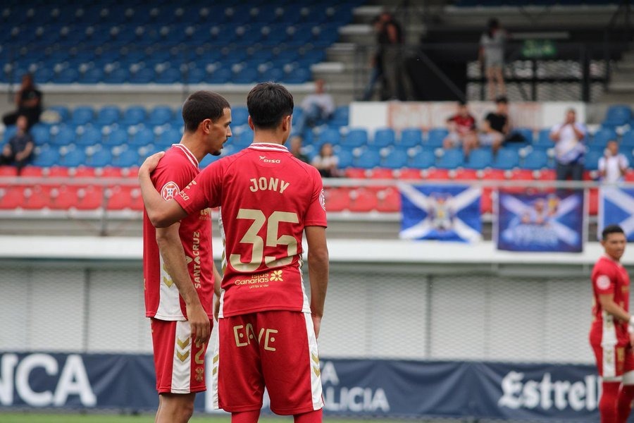 Jony, en su debut con el primer equipo.