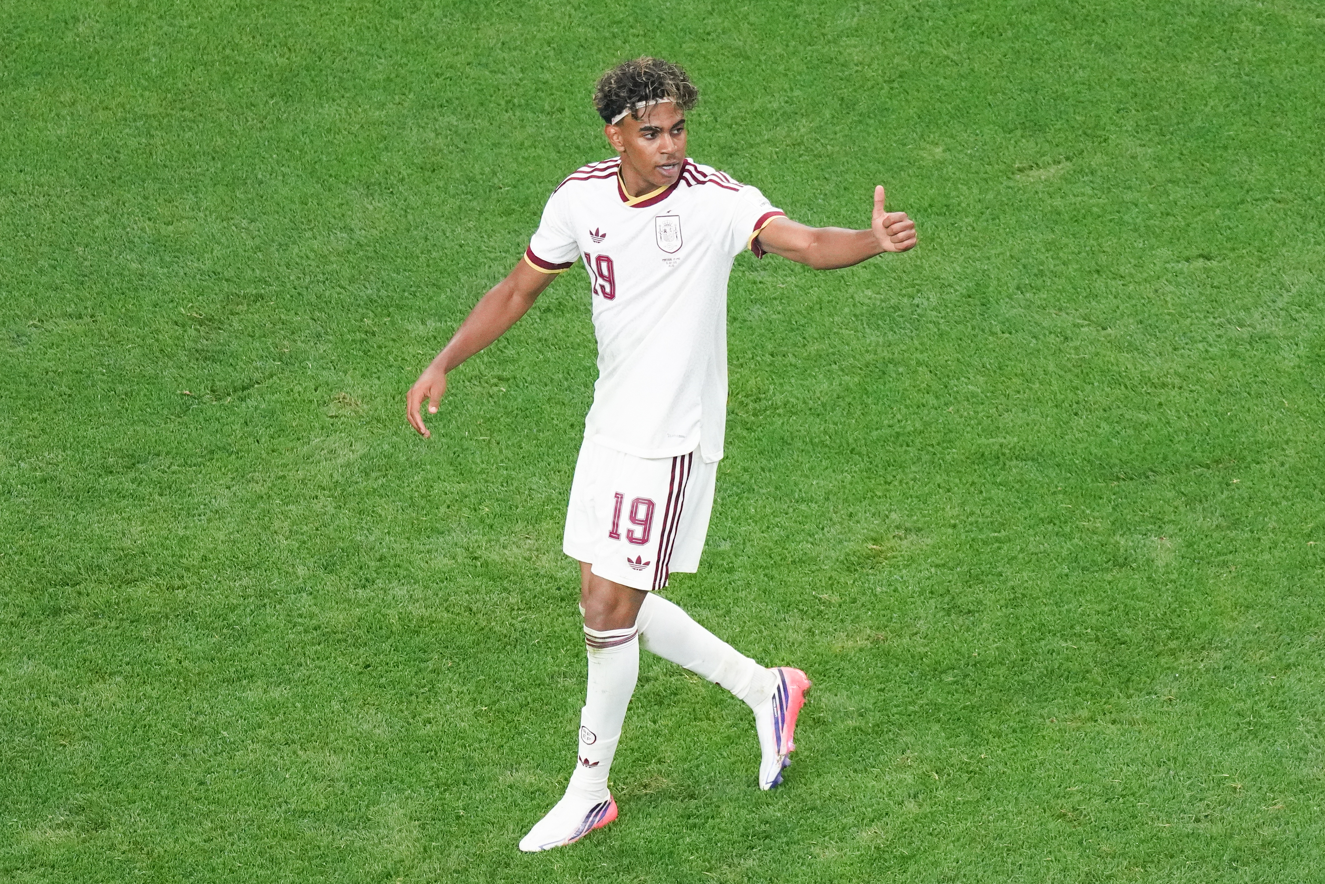 Lamine Yamal en el partido ante Portugal.