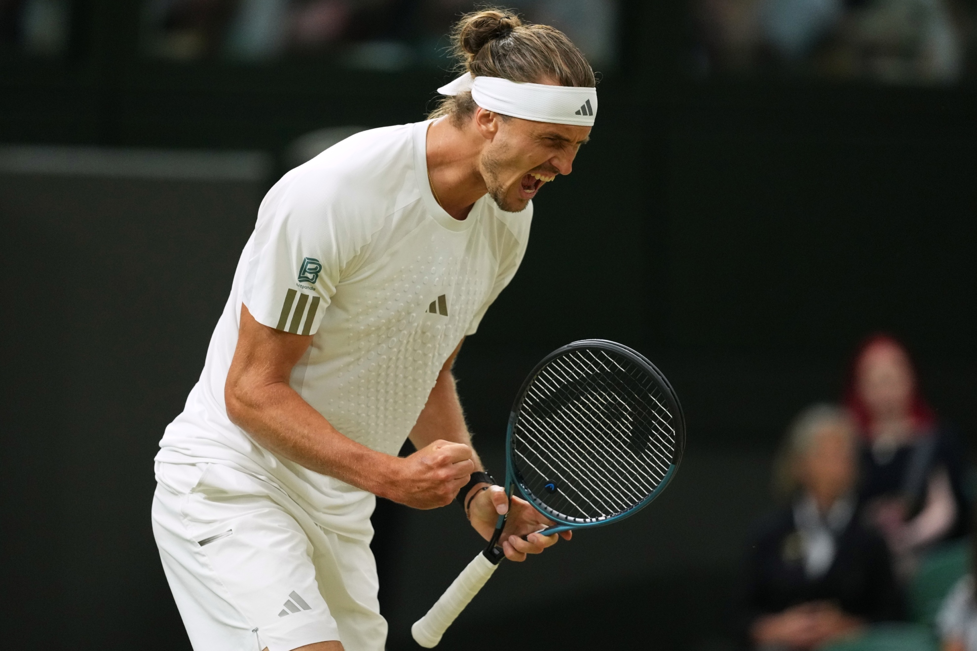Zverev celebra un punto.