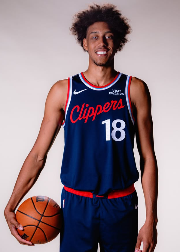 Baba Miller, el 'unicornio' español con alcance de 2,82 m.: "Los Clippers creen en mí"