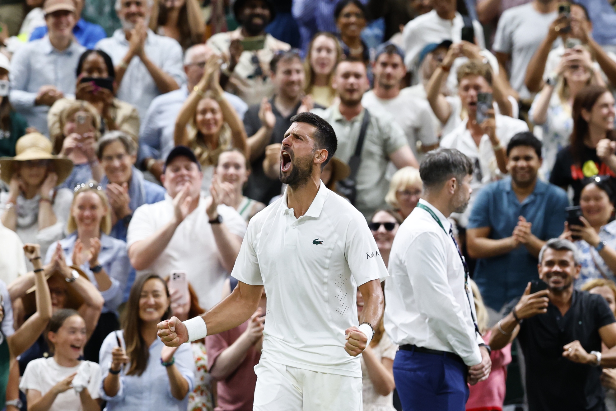 Djokovic celebra la victoria.