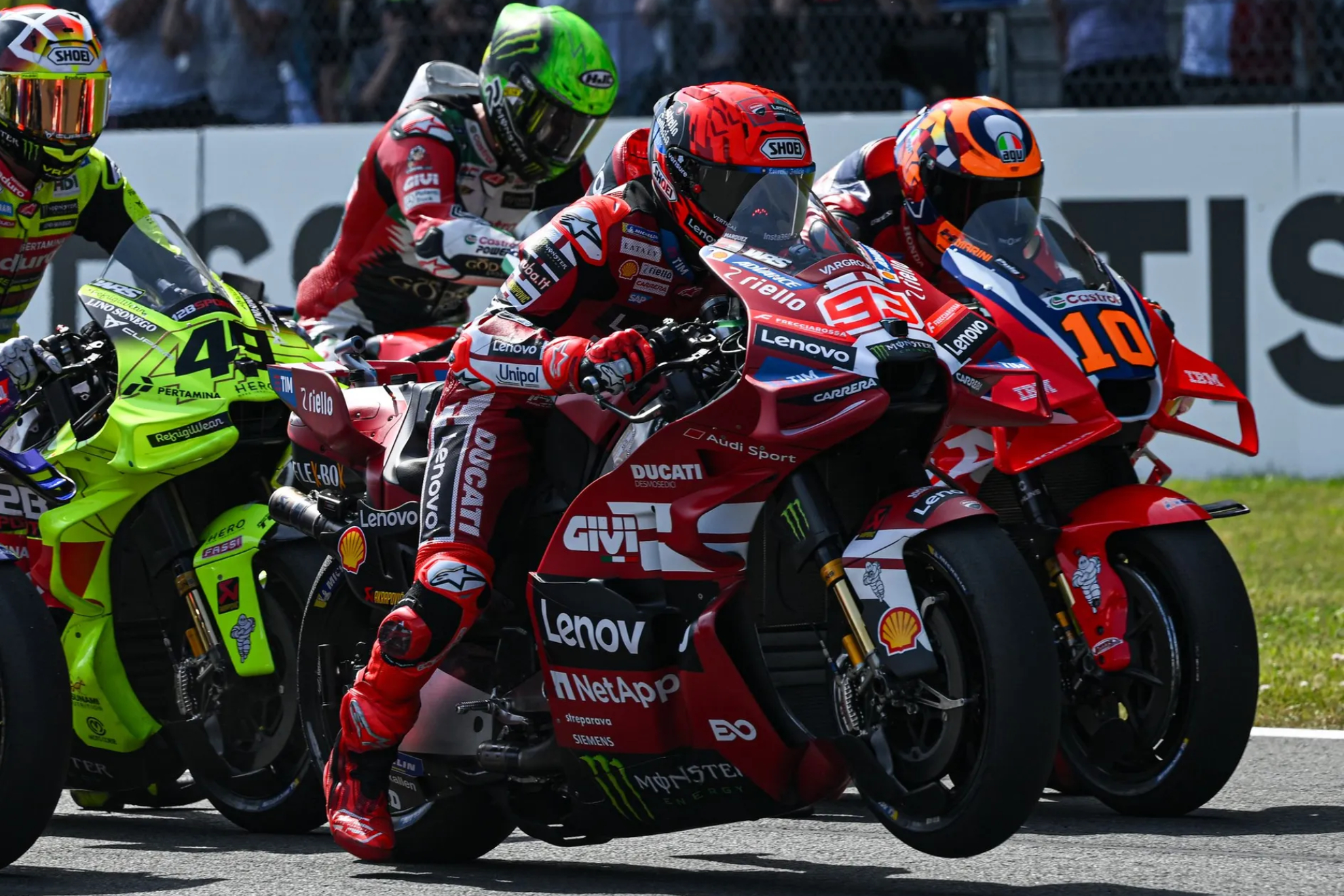 Marc repitiendo salida en Assen.