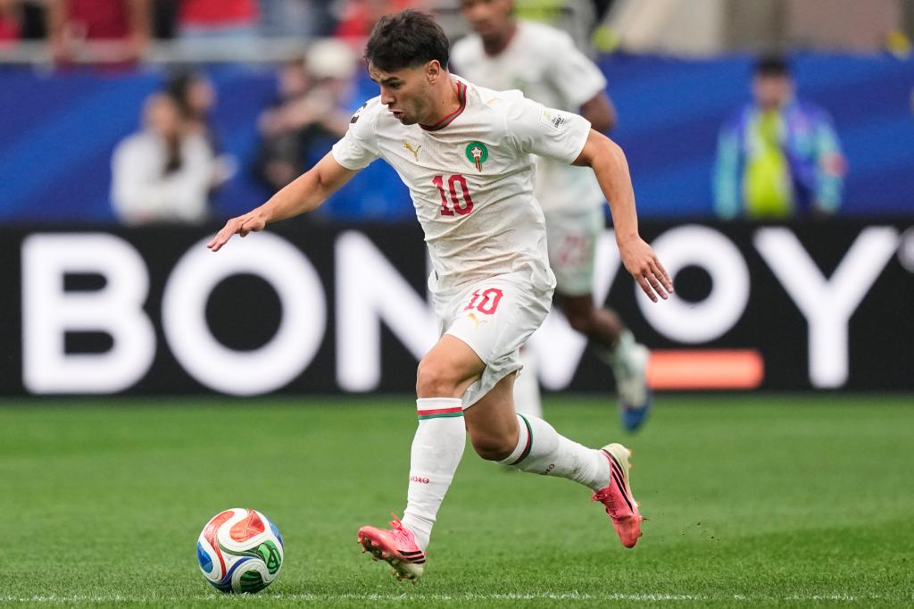 Brahim Díaz durante un partido del Mundial.