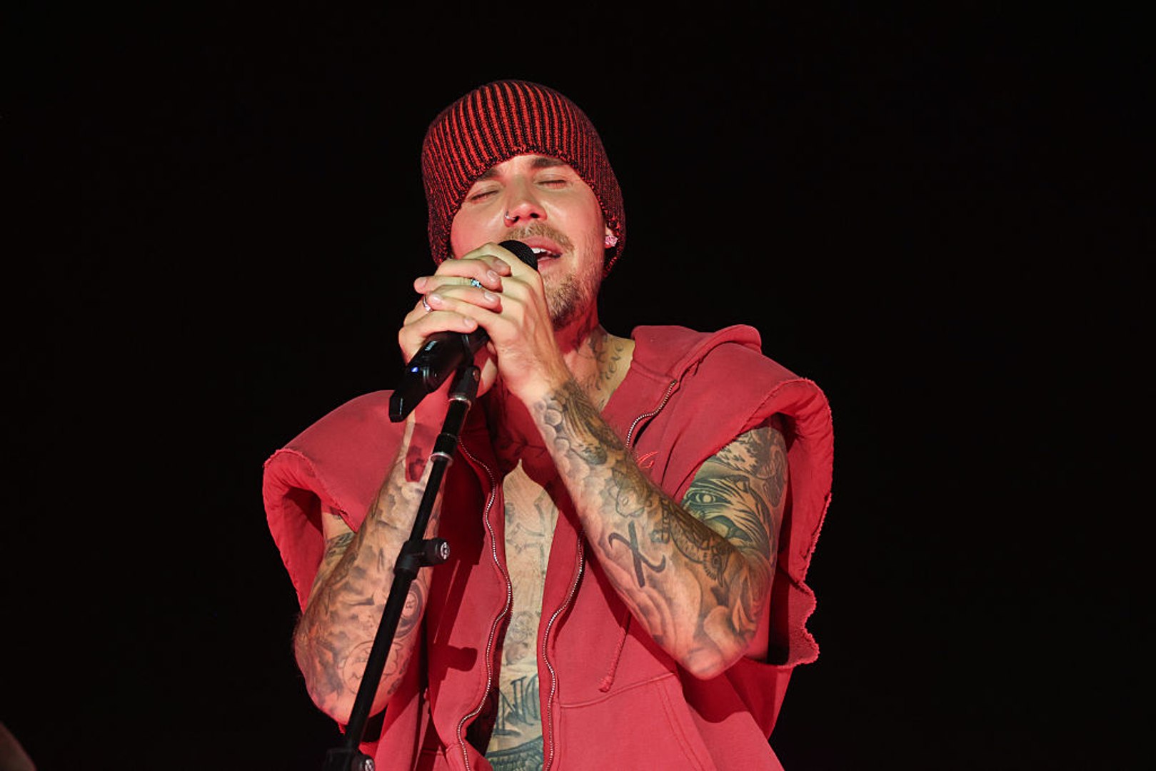 Justin Bieber se une al espectáculo del descanso en la final del Mundial.