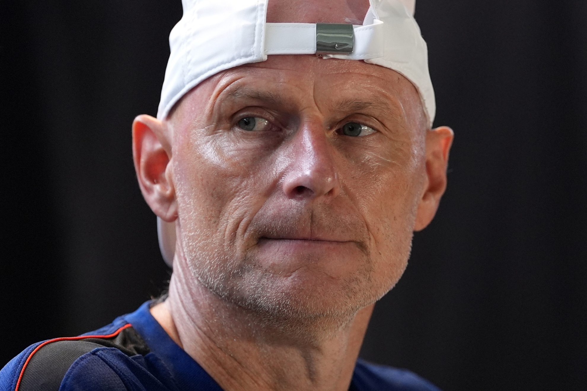 Stale Solbakken, ante la prensa.