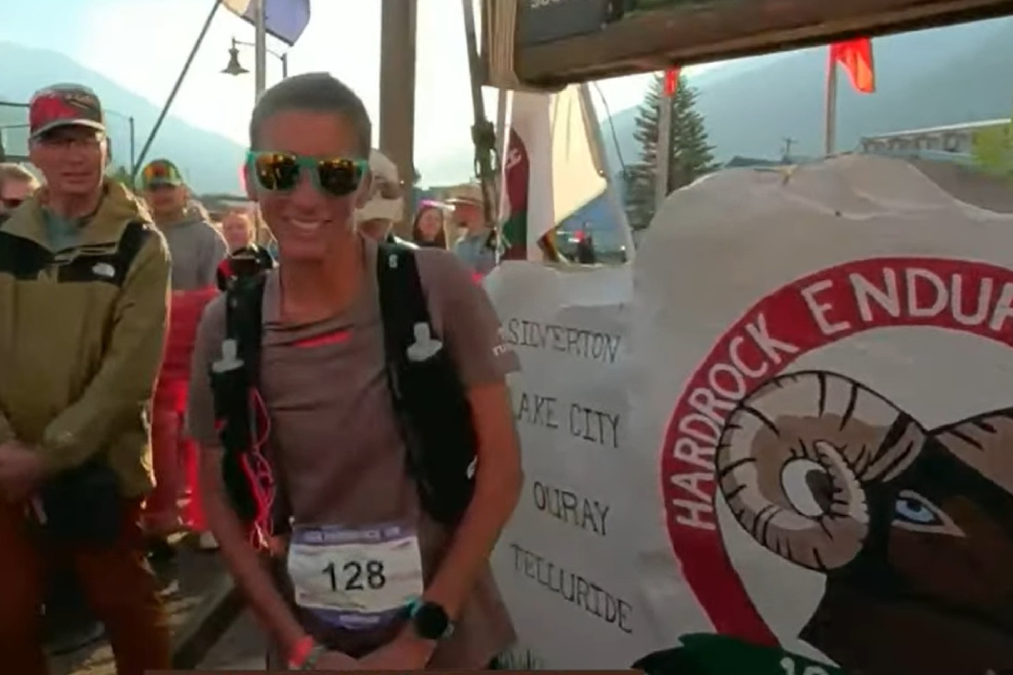 Courtney Dauwalter, tras ganar la Hardrock 2026.