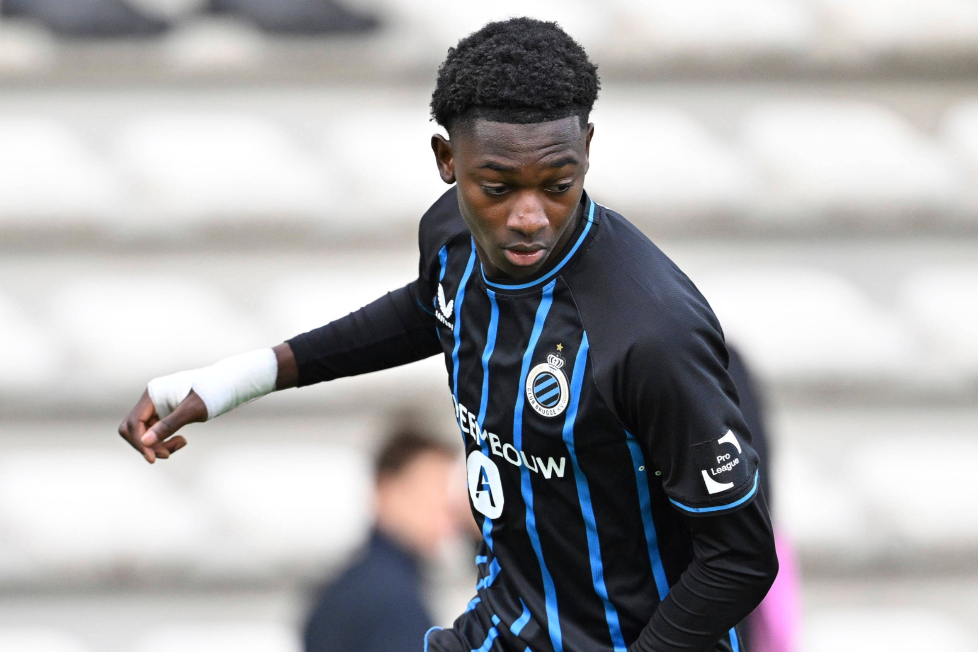 Jesse Bisiwu, jugador del Brujas.