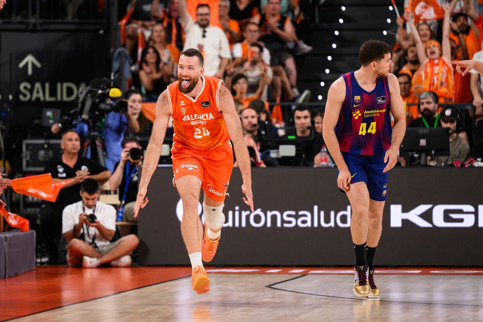 Matt Costello, durante la final de la Liga Endesa 25/26 entre el Valencia Basket y el Barça.