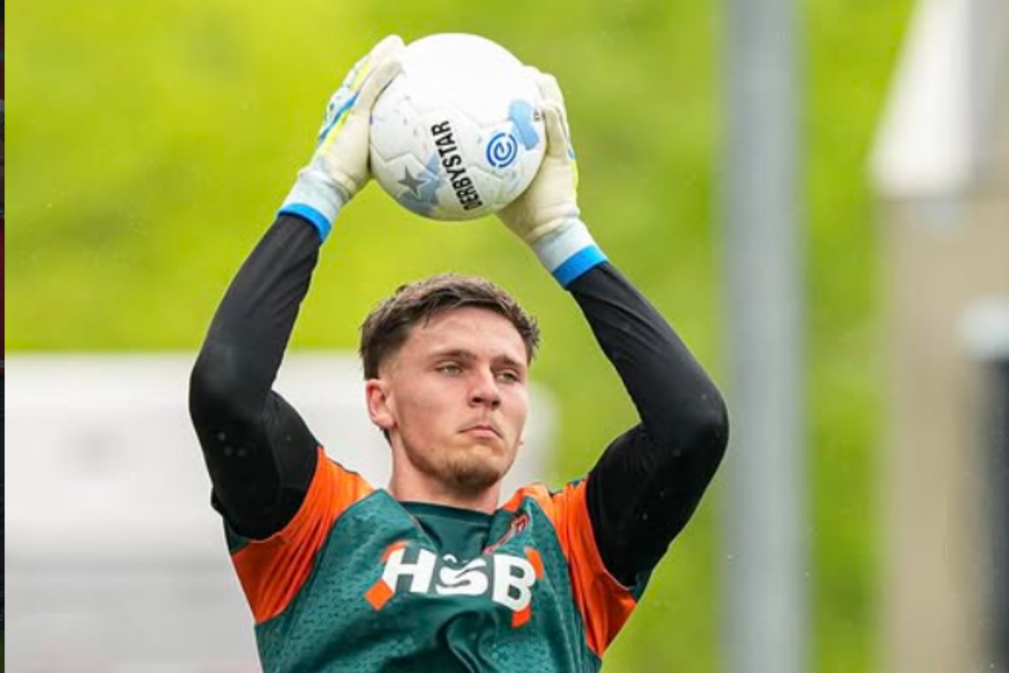 Kayne van Oevelen, en un entrenamiento con el FC Volendam.