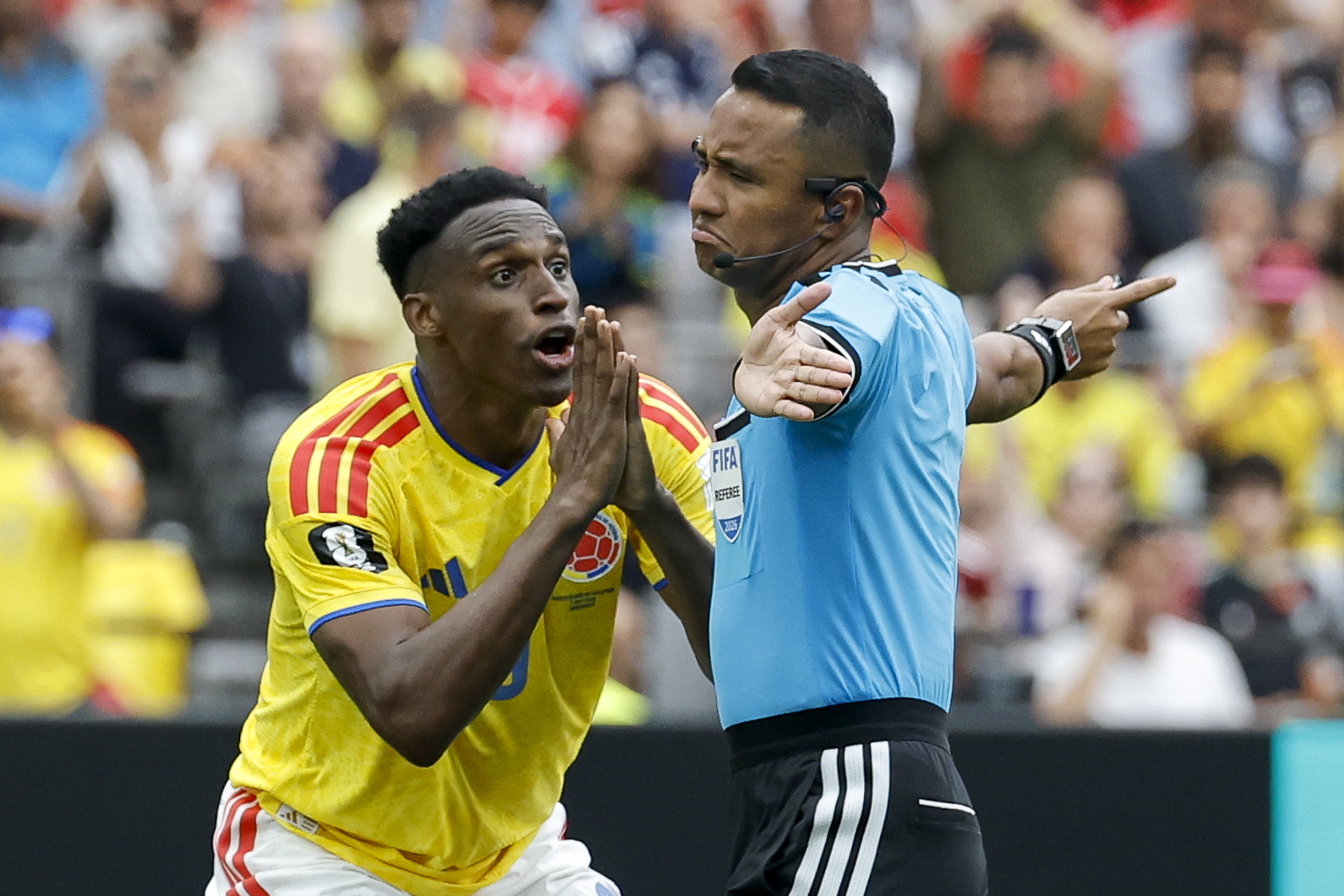El árbitro salvadoreño Iván Barton dirigirá la semifinal Francia vs España