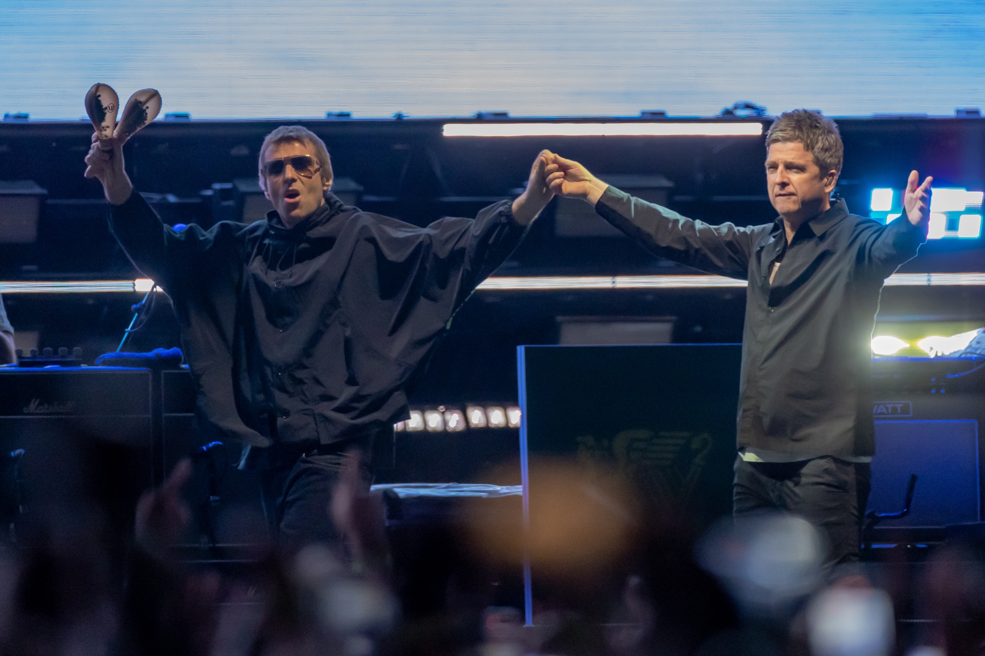 Liam y Noel Gallagher, en el concierto de Oasis en Nueva York. GETTY IMAGES