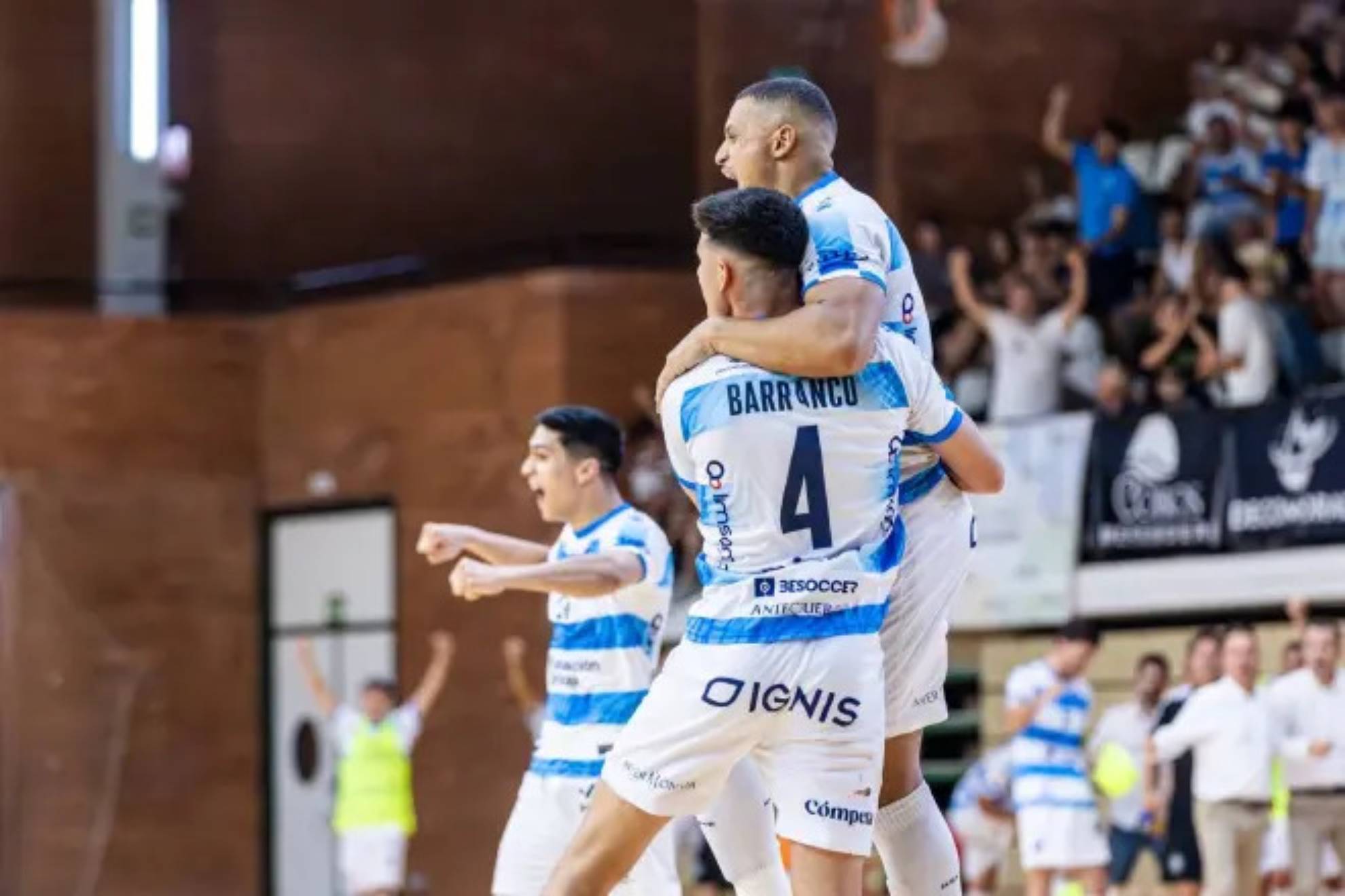 El Málaga Futsal se defiende Málaga Ciudad Redonda FS