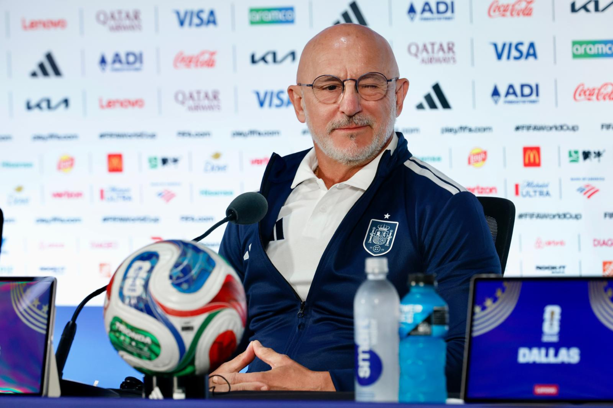 Luis de la Fuente, durante la rueda de prensa en Dallas.