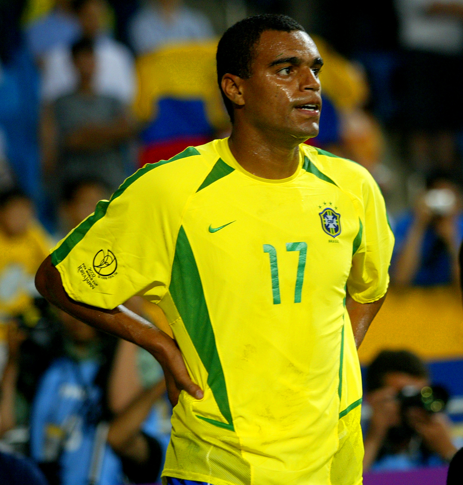 Así criticó Denilson las publicaciones en redes sociales de los futbolistas brasileños, y les aconseja