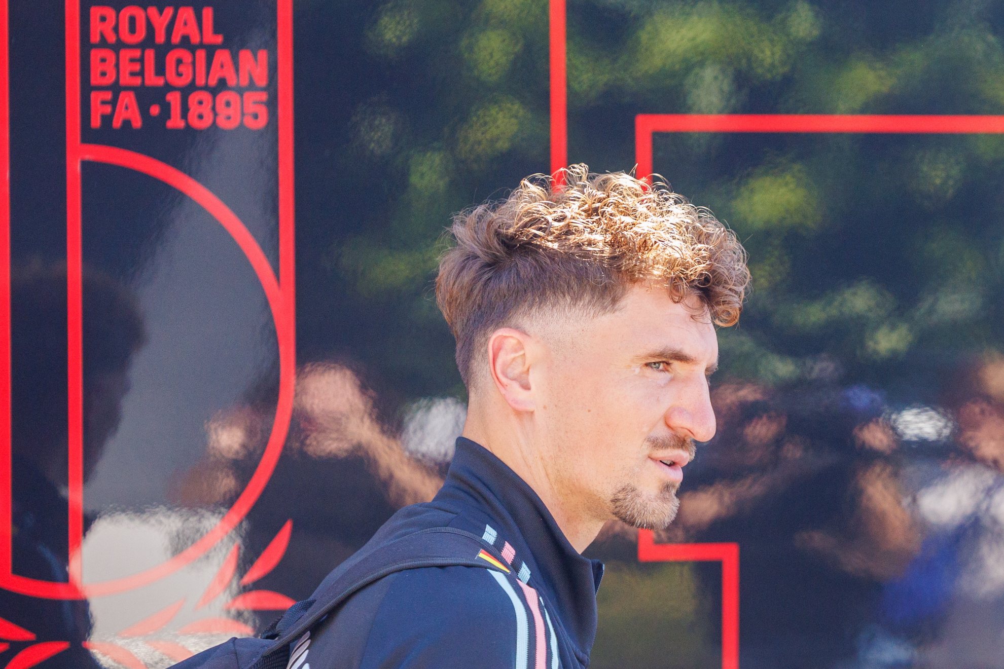 Thomas Meunier, tras aterrizar en Bruselas un día después de la eliminación del Mundial.