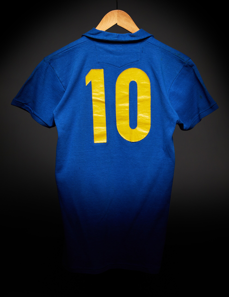 Camiseta que Pelé usó en la final del Mundial de 1958 se subasta por 4,9 millones de dólares