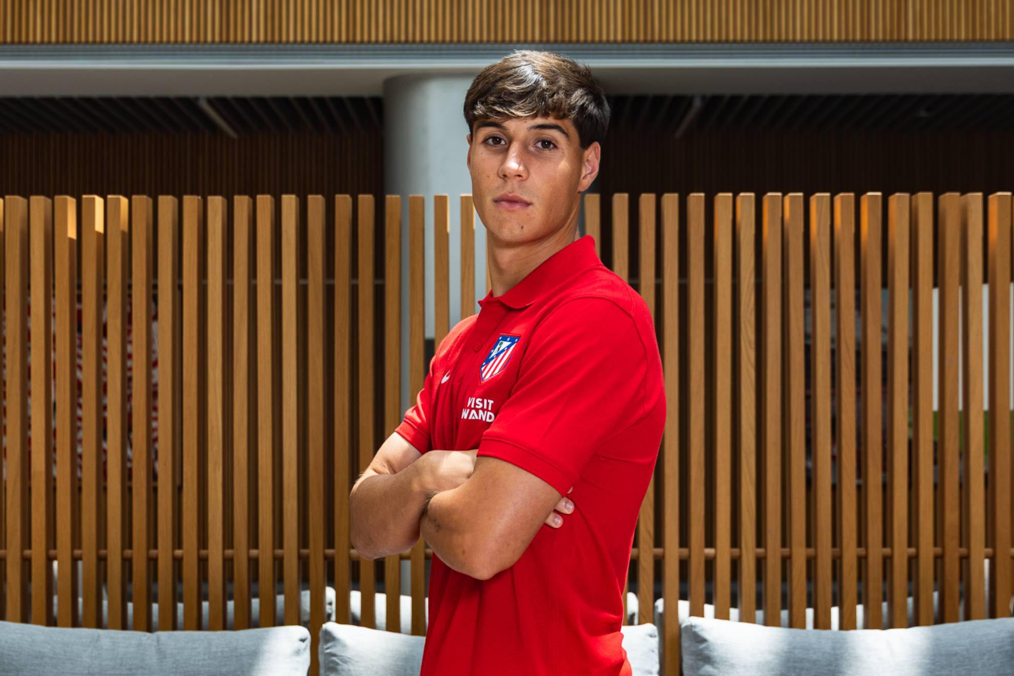 Álvaro Santos en su presentación con el Atlético.