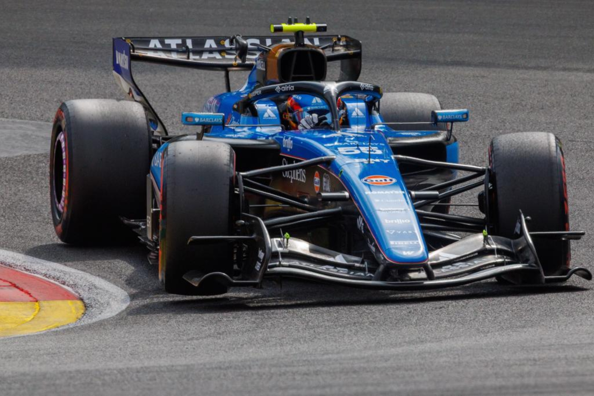Sainz gira con el Williams.