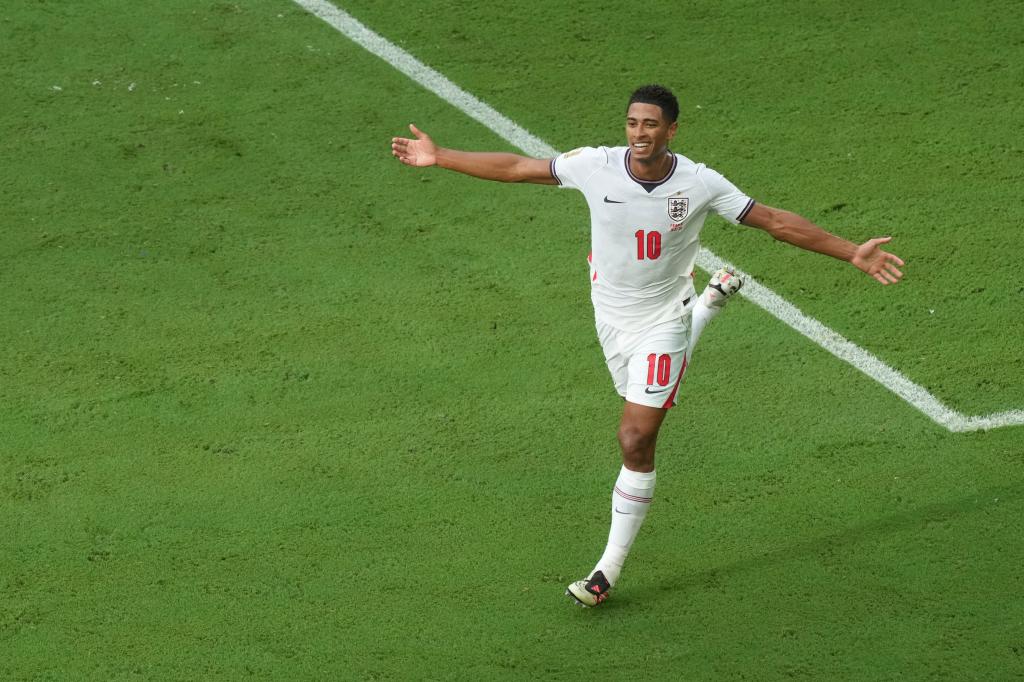 Bellingham celebra su gol.