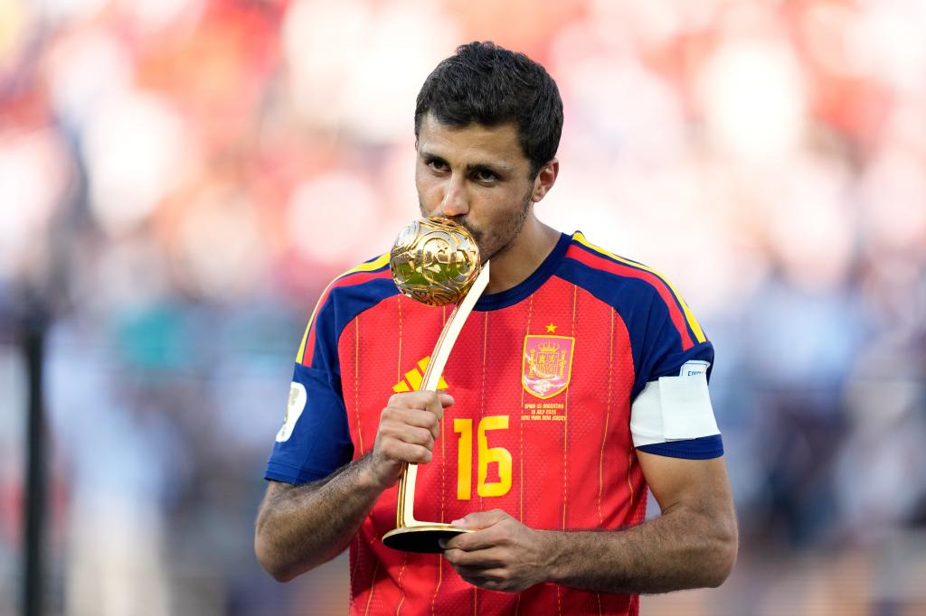 Rodri, el mejor jugador del Mundial 2026, da el sí al Barcelona: un golpe al mercado europeo 3 El mejor jugador del Mundial ha sido Rodri.