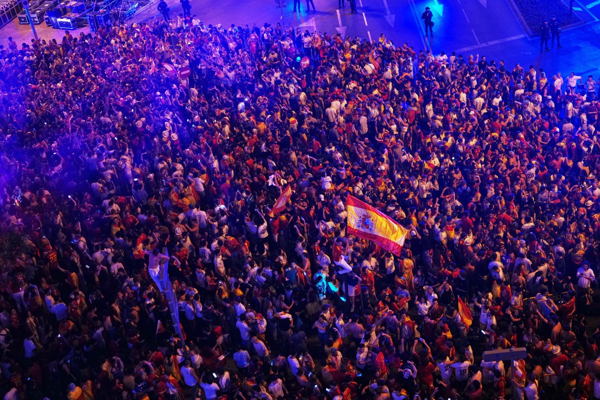 Un fallecido y un herido tras el derrumbe de una fuente en las celebraciones del Mundial