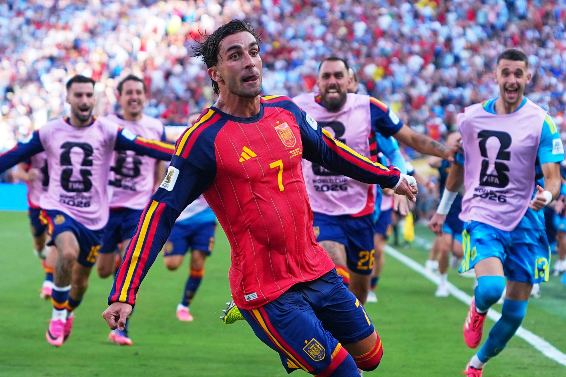 Ferran celebra el gol ante Argentina.