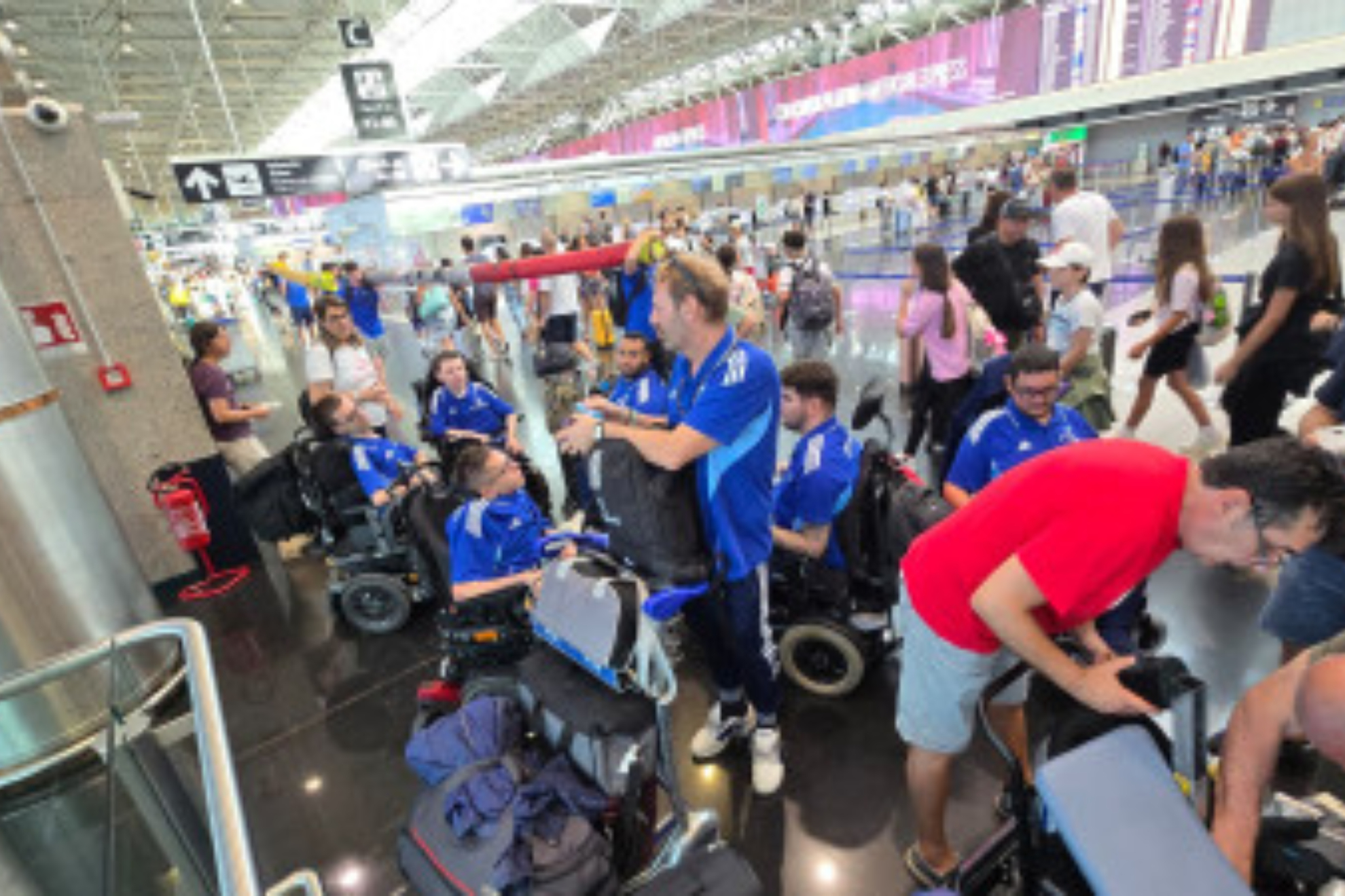 La selección italiana de fútbol en silla motorizada en Fuimicino. Comité Paralímpico Italiano