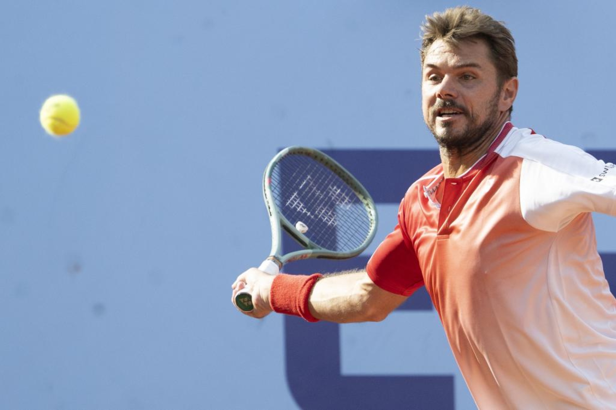 Wawrinka pegando de derecha