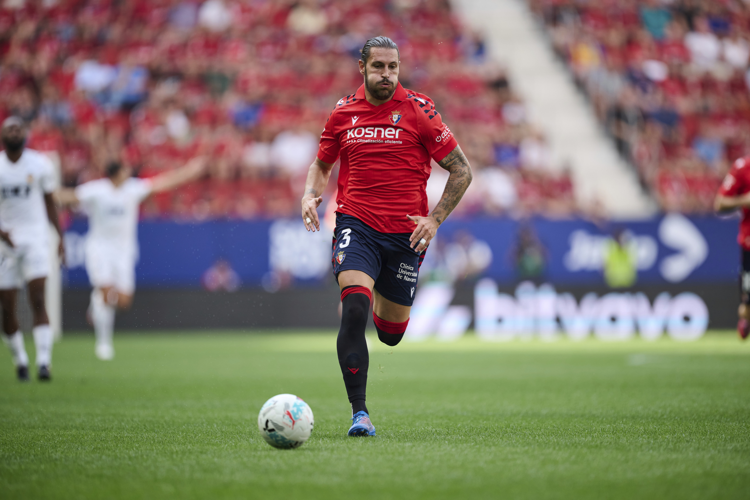 Juan Cruz en un encuentro con Osasuna