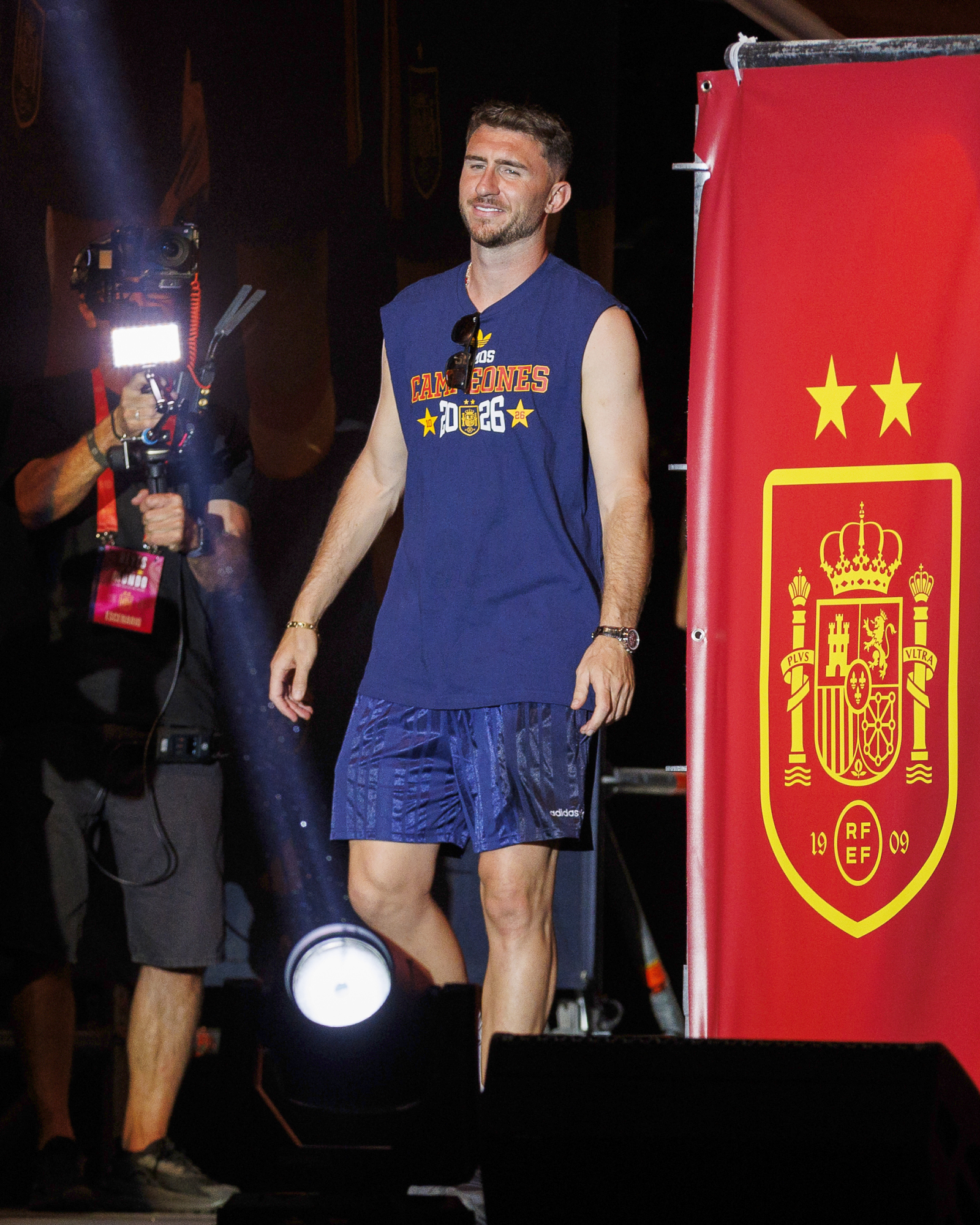Terzic se la tira al Barça por su supuesto interés en Laporte: "No es una historia nueva, quizás con otro nombre"