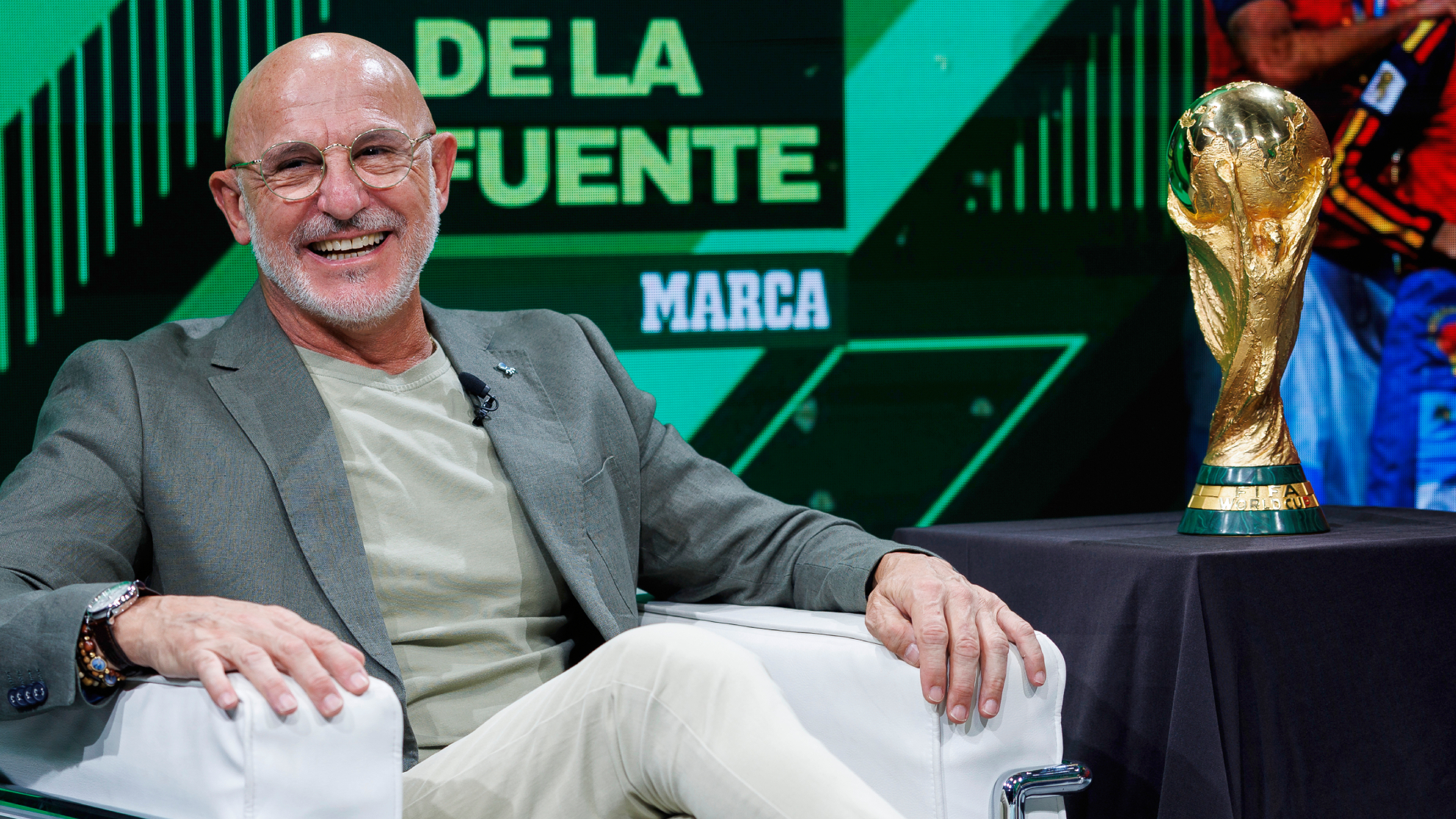 De la Fuente sonríe durante la entrevista.