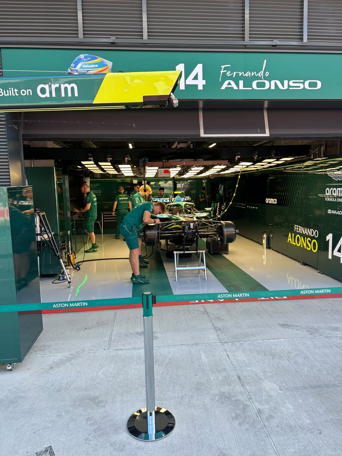 El AMR26, en la caja.