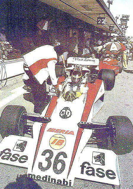 Emilio de Villota (ESP) Iberia Airlines McLaren, GP de España, quinta prueba del campeonato del mundo en el circuito del Jarama el 8 de mayo de 1977.