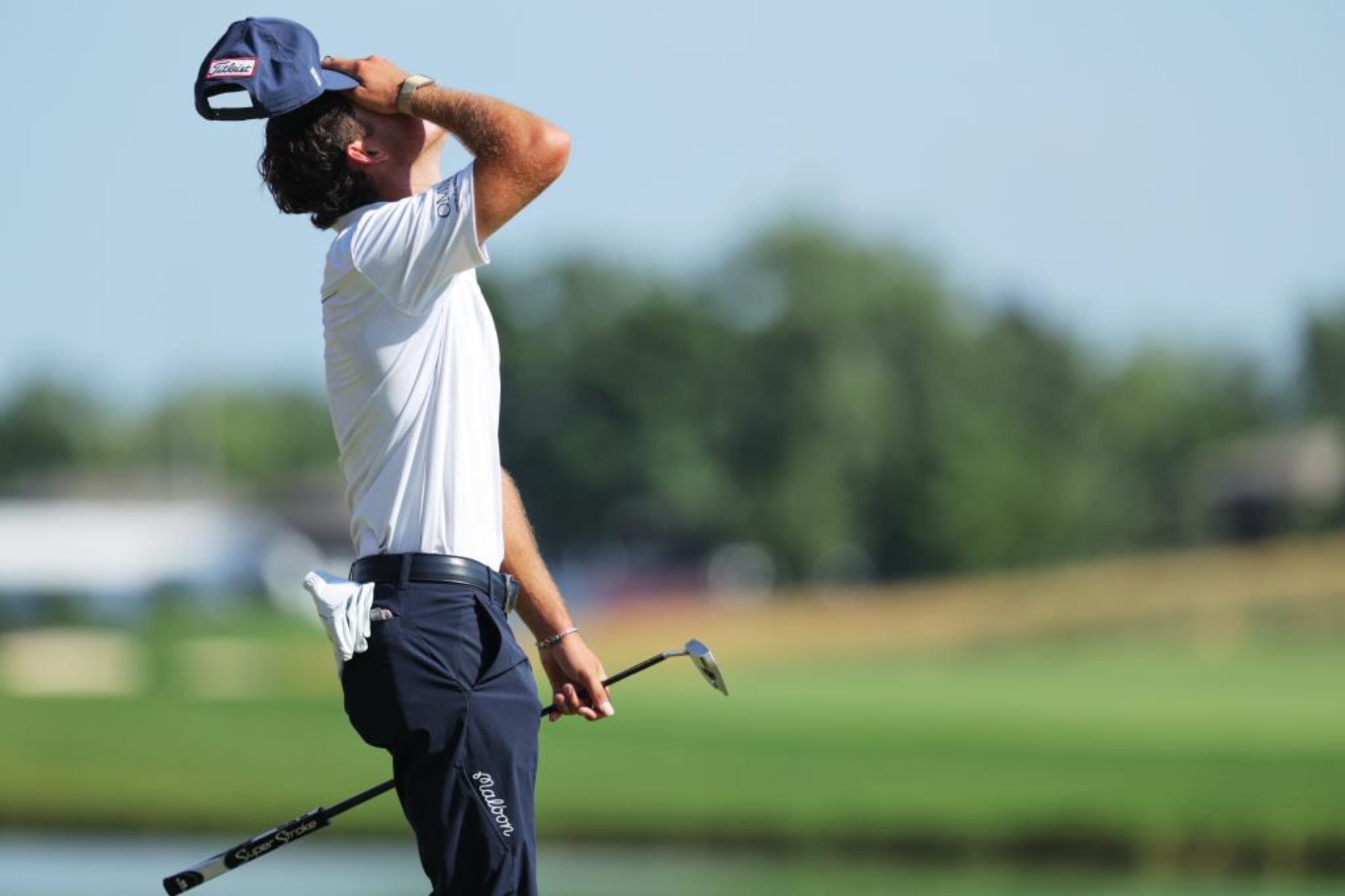 Jackson Koivun (21), excited after making the last putt