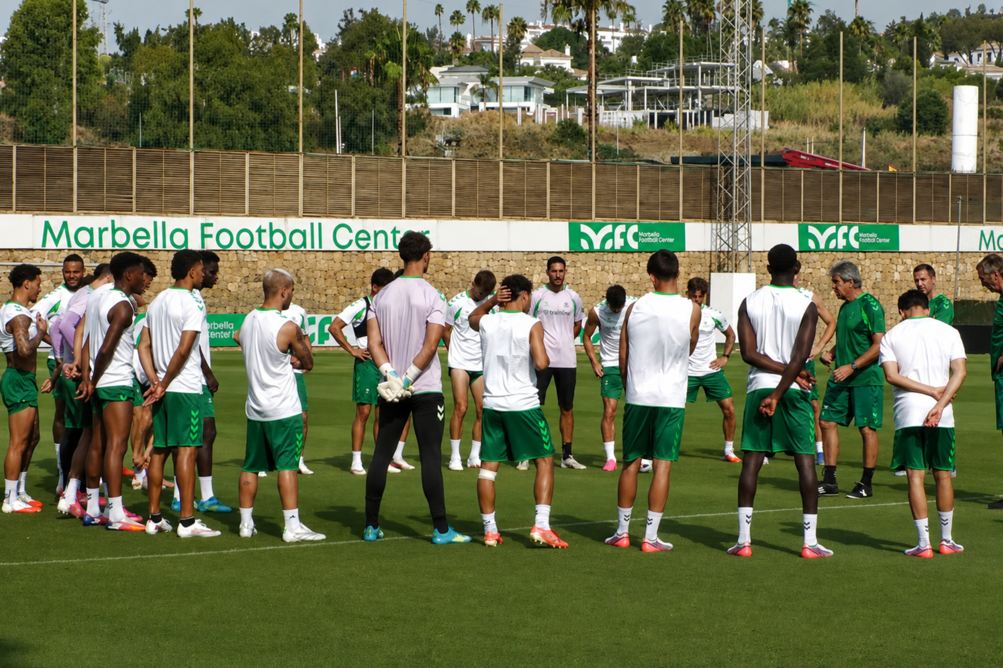 Charla de Pellegrini antes del entrenamiento CAPTURA DE VÍDEO EDITADA