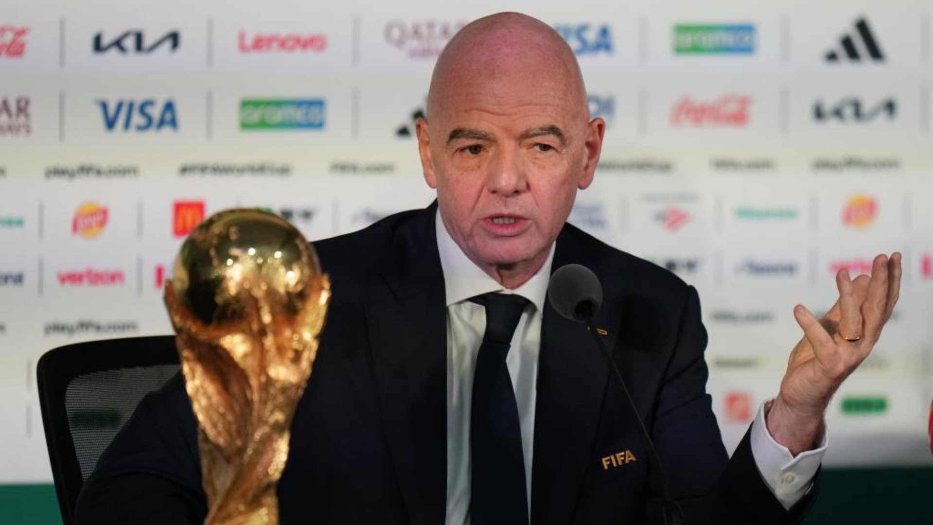 El presidente de la FIFA publicó un discurso en el que defendió su proyecto