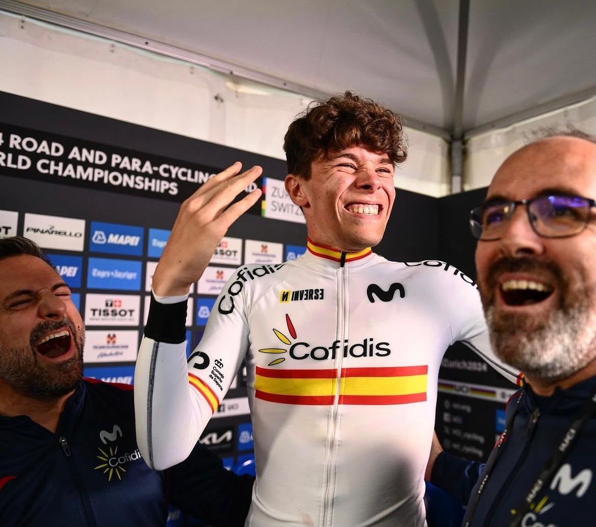 Zabala, celebrando el oro de Romeo en sub 23.