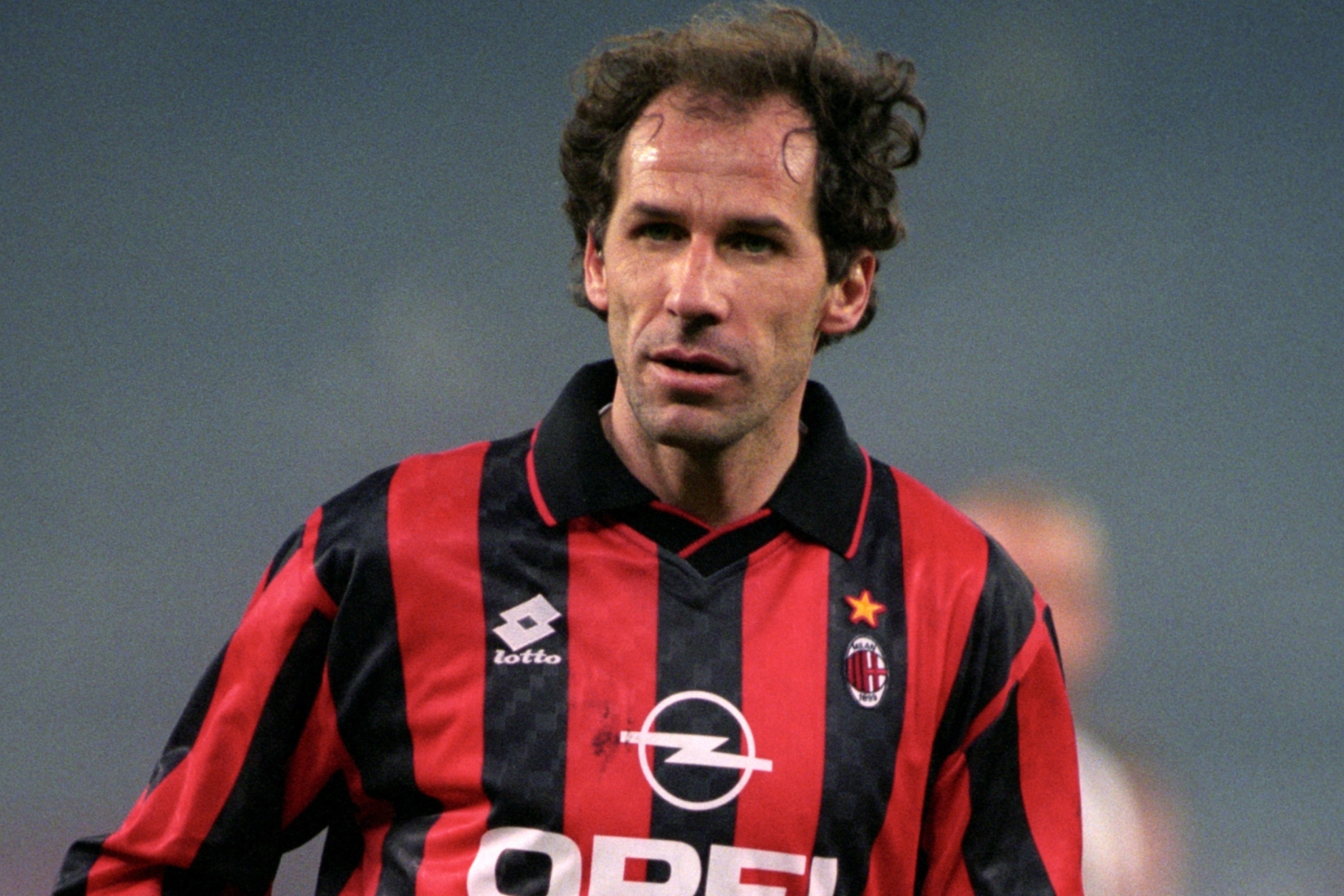 Franco Baresi, en un partido con el Milan