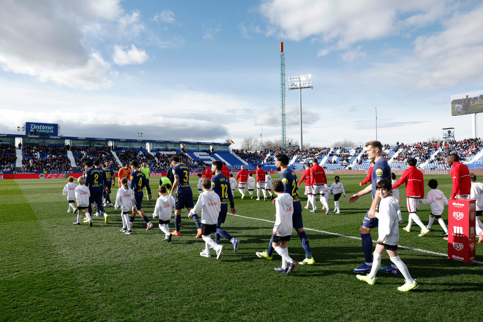 Partido entre el Rayo Vallecano y el Atlético de Madrid en Butarque