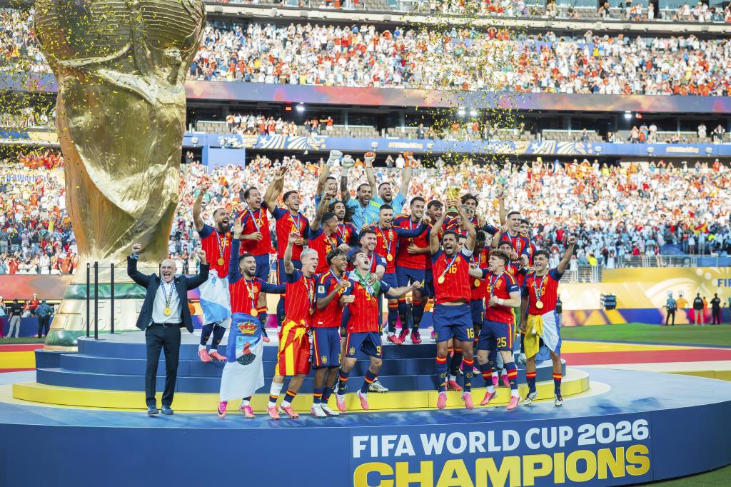 España levantando el Mundial 2026