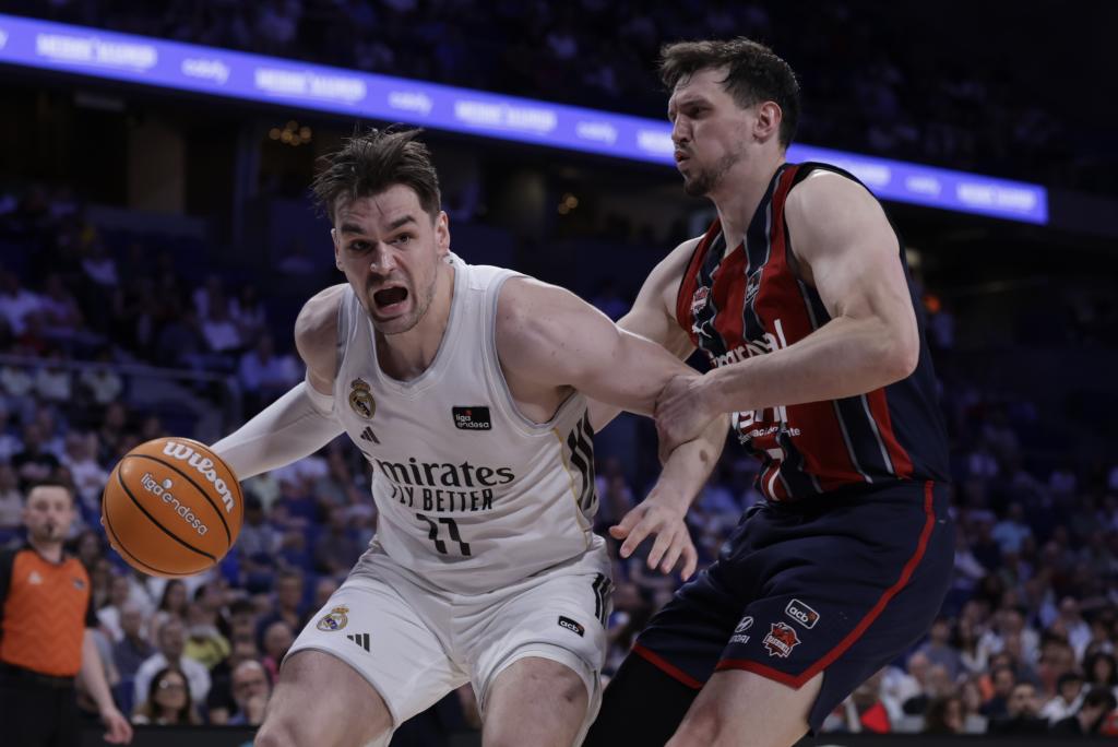 Mario Hezonja en un partido con el Real Madrid