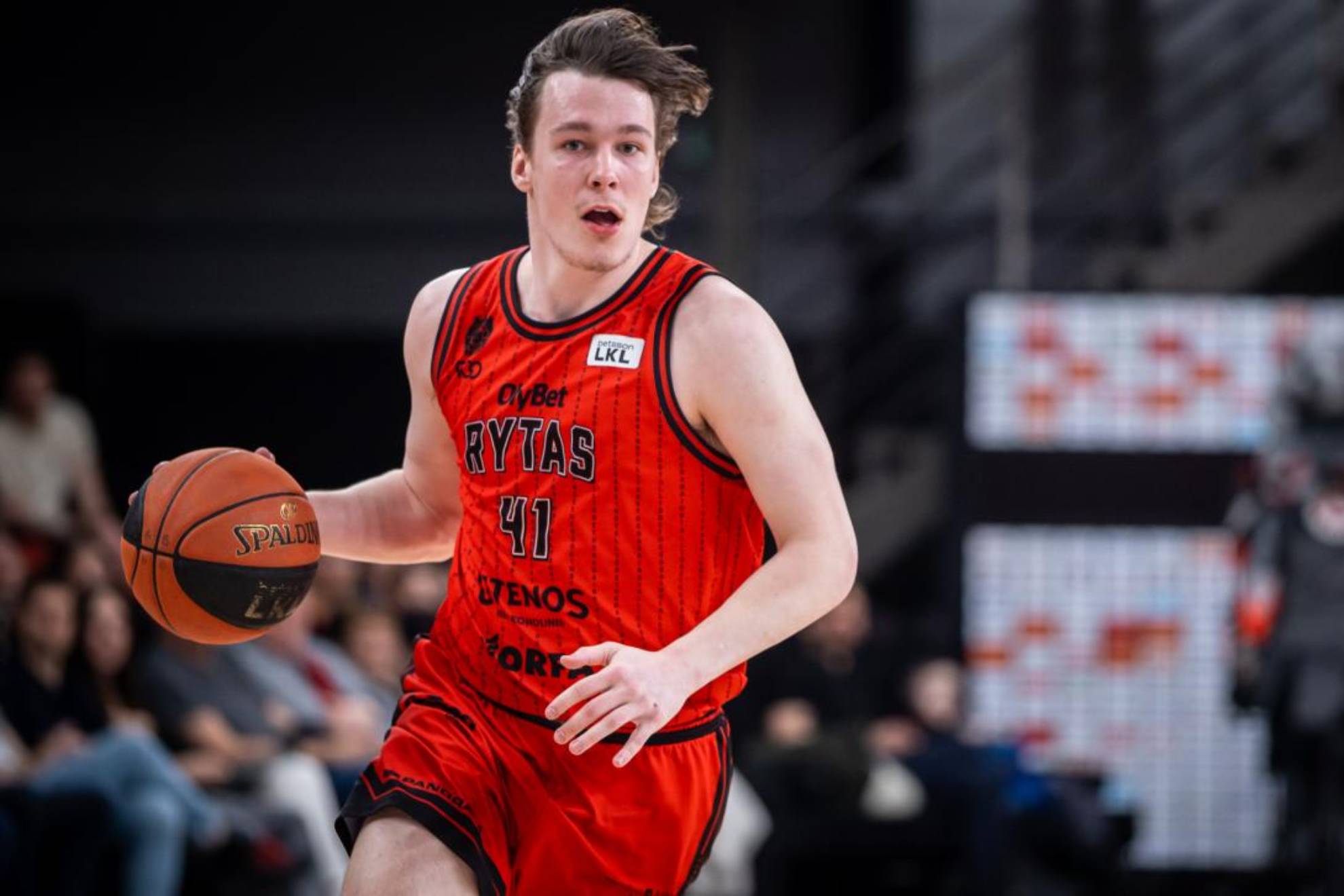 Simonas Lukosius, en un encuentro con el Rytas Vilnius.
