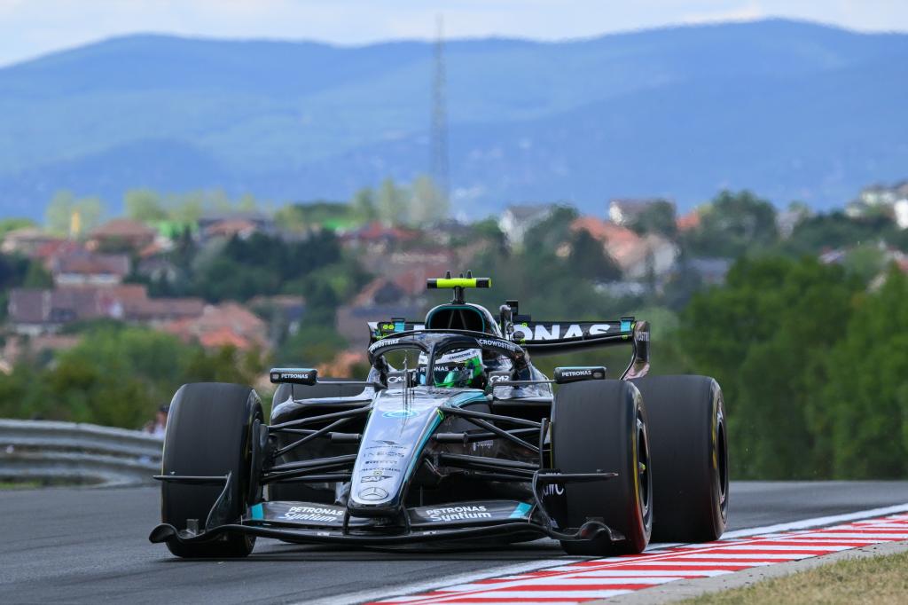 Antonelli, durante el GP de Hungría en el que fue tercero. EFE